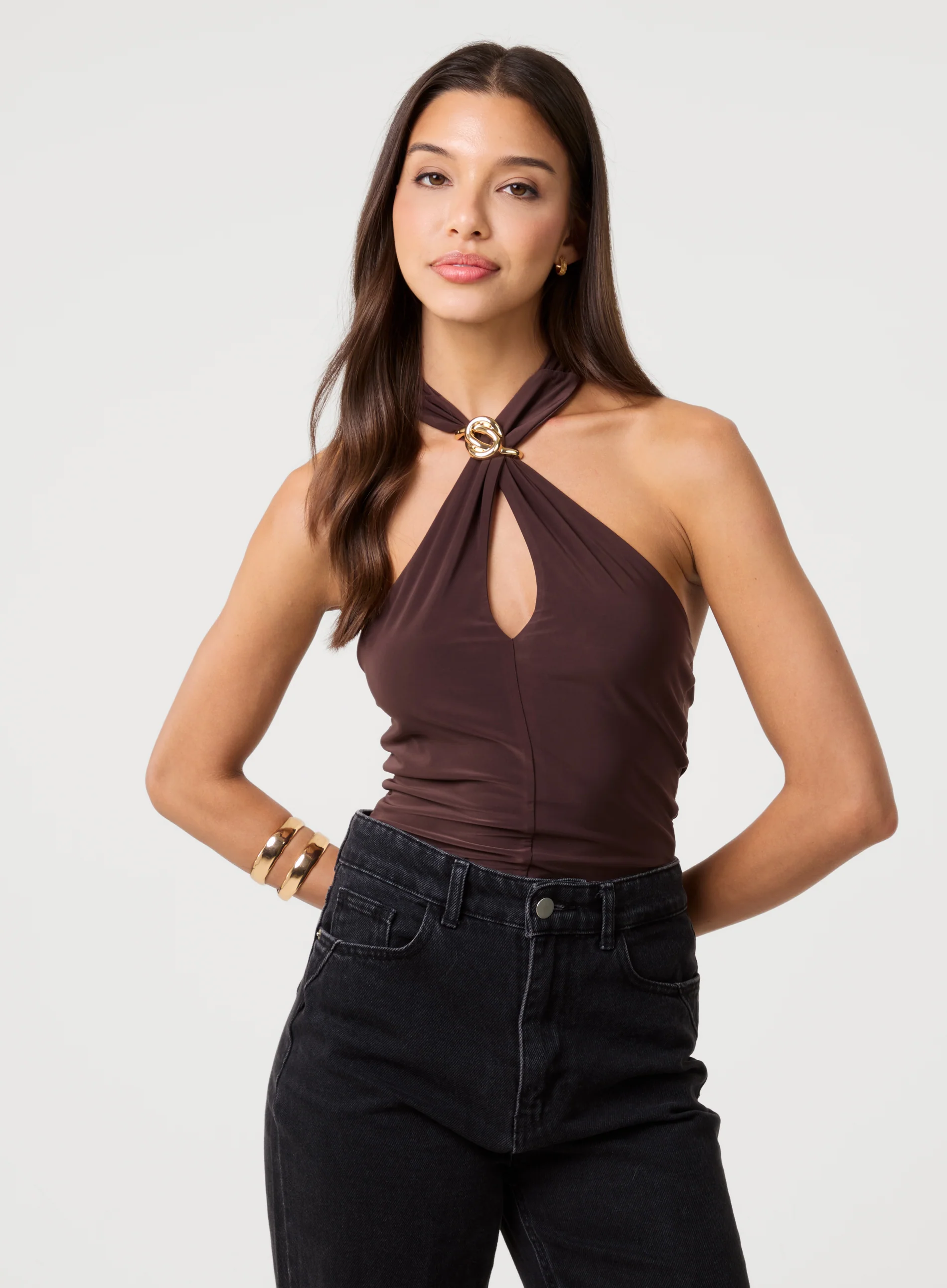 Tops & Bodysuits